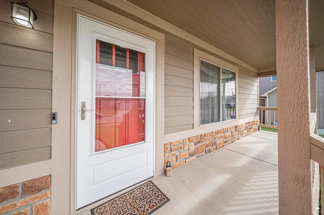 2332 Buckshot Drive, Junction City, KS 66441