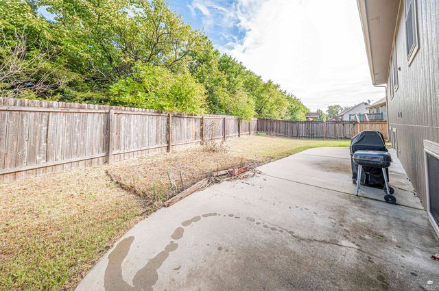 2332 Buckshot Drive, Junction City, KS 66441