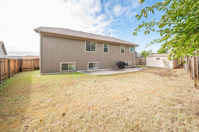 2332 Buckshot Drive, Junction City, KS 66441