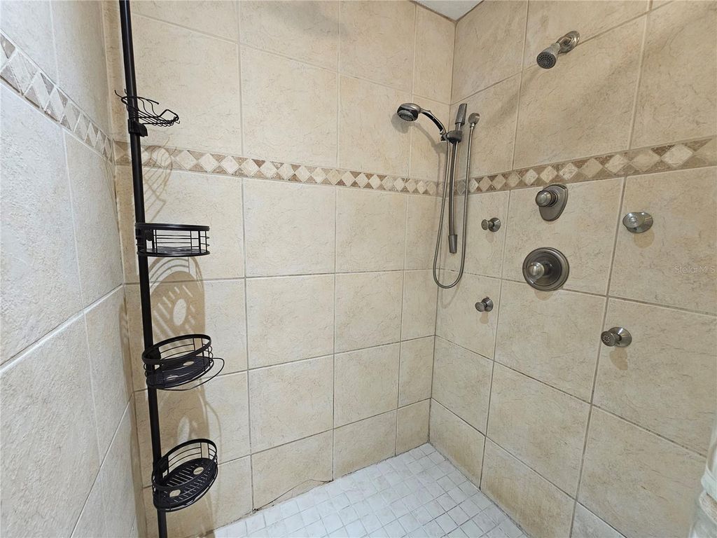 Image 34 of property listing at 1011 BACON AVENUE, Sarasota, FL 34232