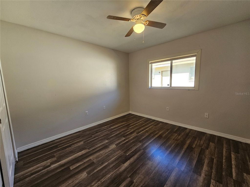 Image 38 of property listing at 1011 BACON AVENUE, Sarasota, FL 34232