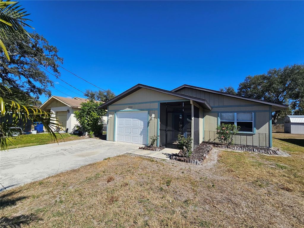 Image 60 of property listing at 1011 BACON AVENUE, Sarasota, FL 34232