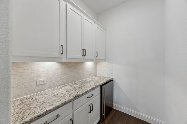 8113 Isle Of Skye, The Colony, TX 75056