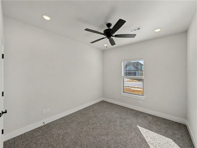 6906 Basswood Avenue, Bentonville, AR 72713