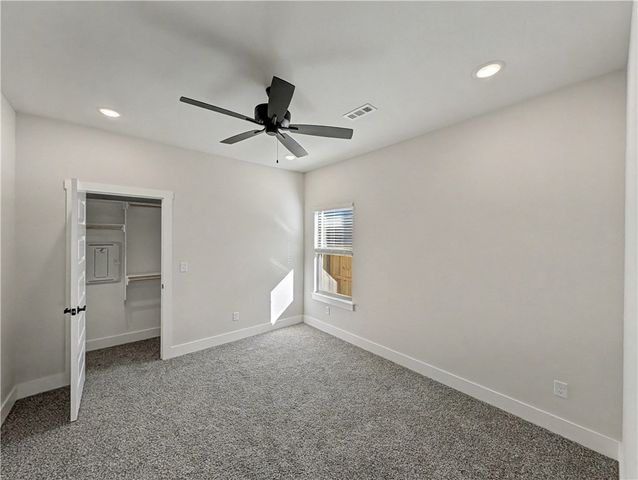 6906 Basswood Avenue, Bentonville, AR 72713