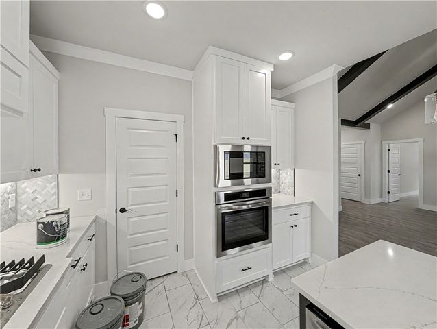 6906 Basswood Avenue, Bentonville, AR 72713