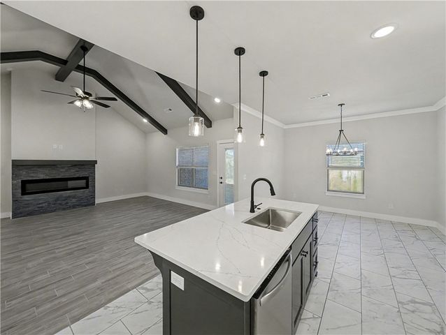 6906 Basswood Avenue, Bentonville, AR 72713