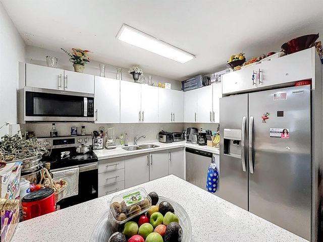 3020 NW 17th Street, Fort Lauderdale, FL 33311