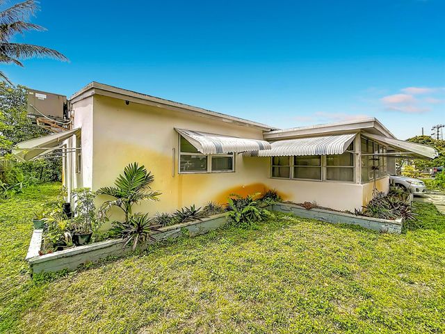 3020 NW 17th Street, Fort Lauderdale, FL 33311
