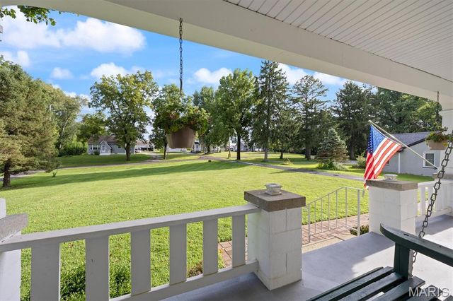 117 Wayland Avenue, Troy, IL 62294