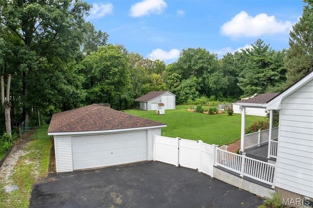 117 Wayland Avenue, Troy, IL 62294