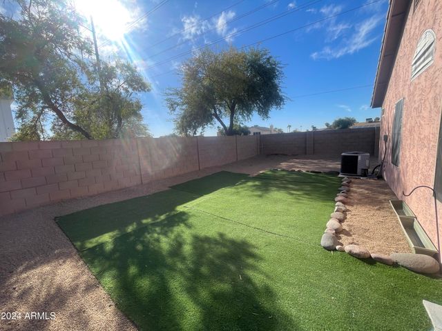 3201 E KERRY Lane, Phoenix, AZ 85050