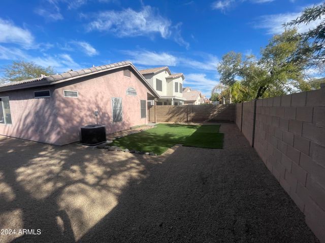 3201 E KERRY Lane, Phoenix, AZ 85050