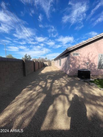 3201 E KERRY Lane, Phoenix, AZ 85050
