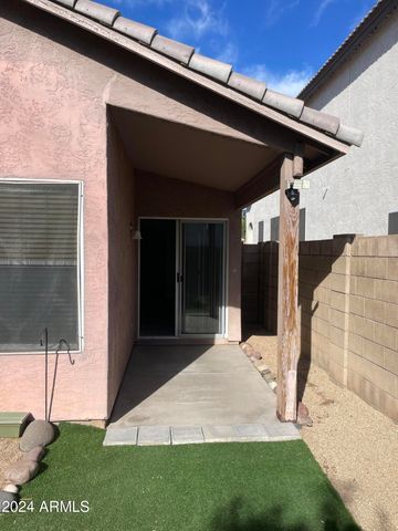 3201 E KERRY Lane, Phoenix, AZ 85050