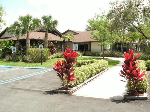 320 Elmira Court, Royal Palm Beach, FL 33411