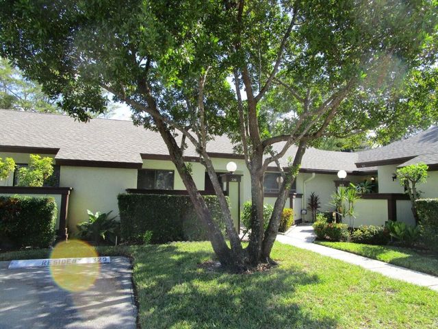 320 Elmira Court, Royal Palm Beach, FL 33411