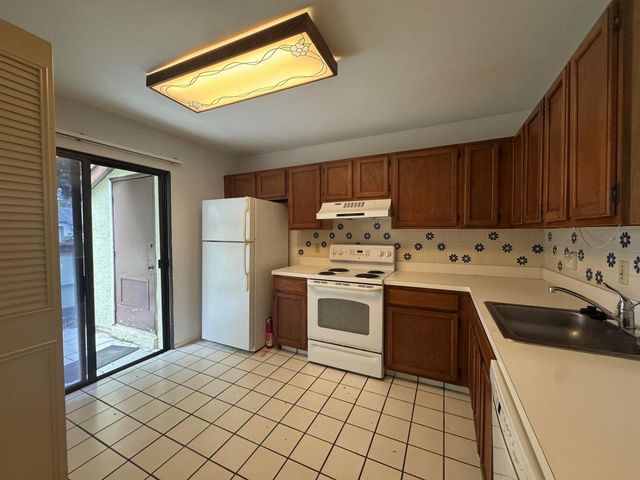 320 Elmira Court, Royal Palm Beach, FL 33411