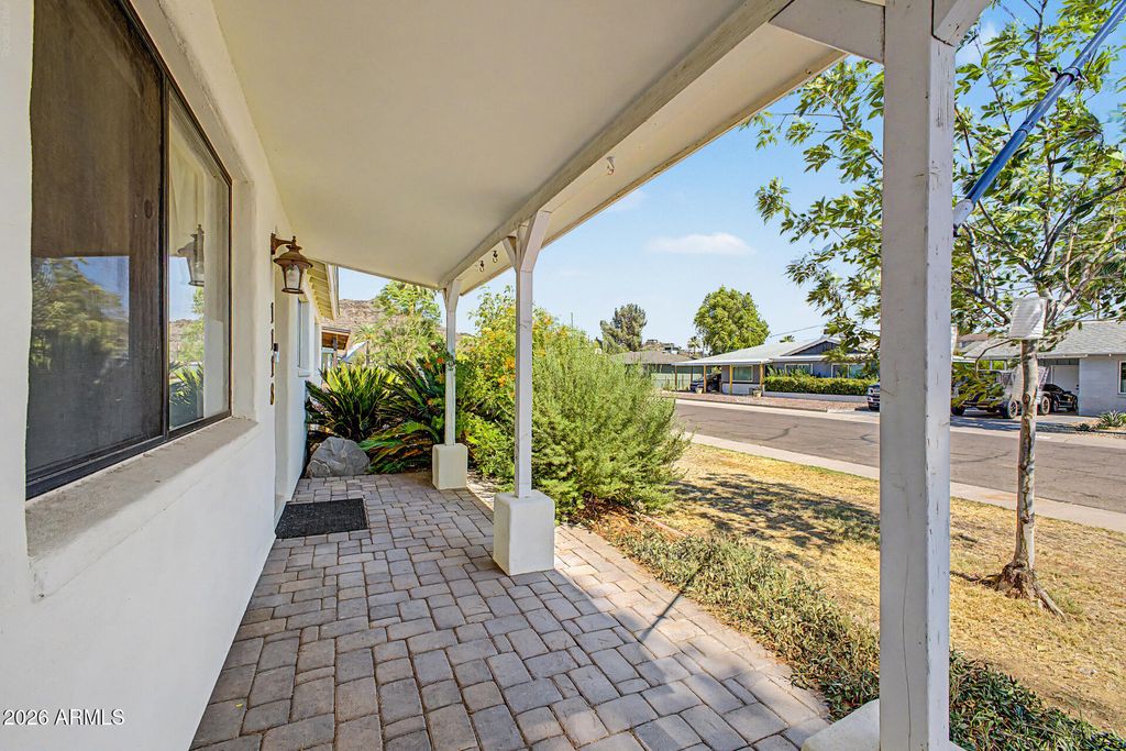 1118 E DIANA Avenue, Phoenix, AZ 85020 — photo 4