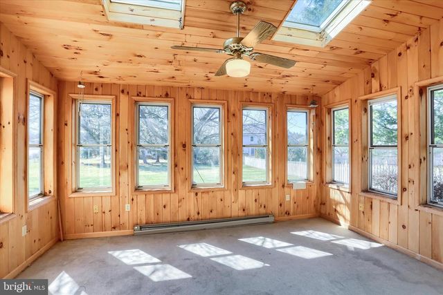 3819 DORSET DR, Mechanicsburg, PA 17050