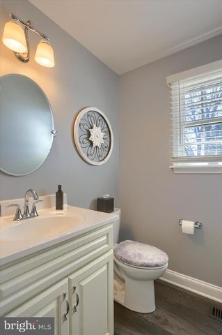 3819 DORSET DR, Mechanicsburg, PA 17050