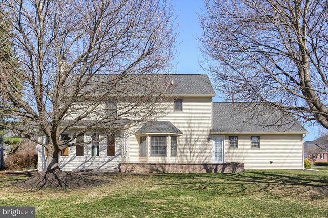 3819 DORSET DR, Mechanicsburg, PA 17050