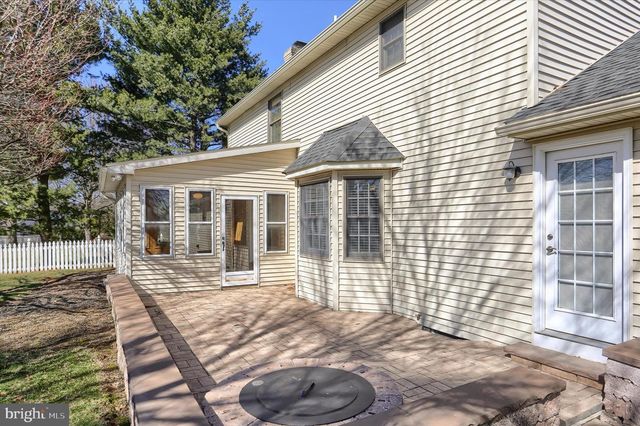 3819 DORSET DR, Mechanicsburg, PA 17050