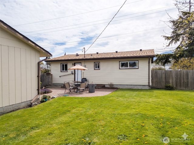 551 Kemp Street, Port Angeles, WA 98362