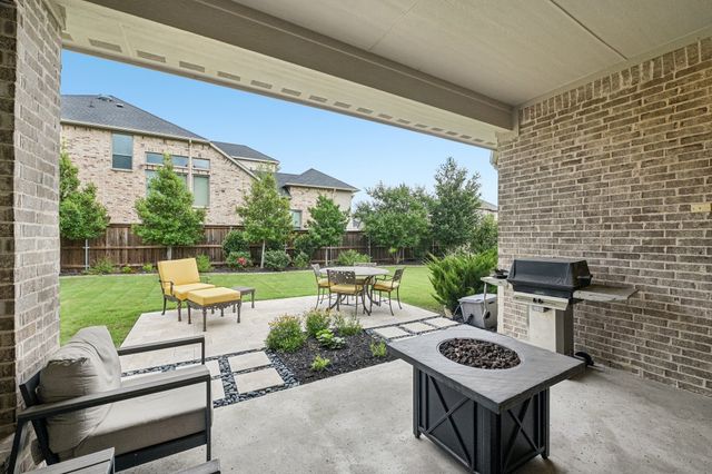 6738 Barnes Drive, Frisco, TX 75034