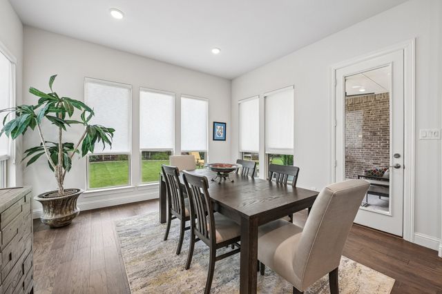 6738 Barnes Drive, Frisco, TX 75034