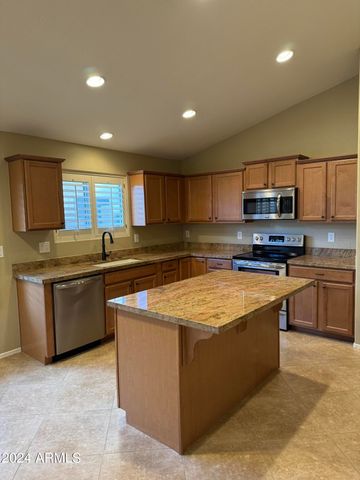 4224 E BIGHORN Avenue, Phoenix, AZ 85044