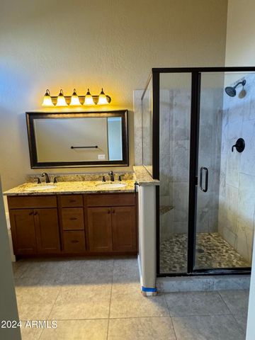 4224 E BIGHORN Avenue, Phoenix, AZ 85044