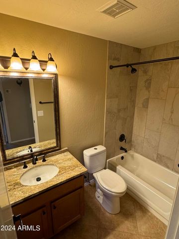 4224 E BIGHORN Avenue, Phoenix, AZ 85044