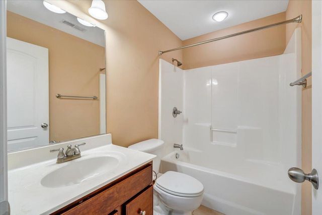 1250 Our Cove RD, Huddleston, VA 24104