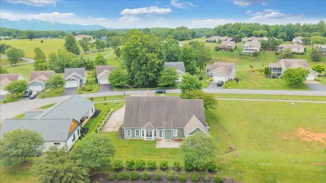 1250 Our Cove RD, Huddleston, VA 24104