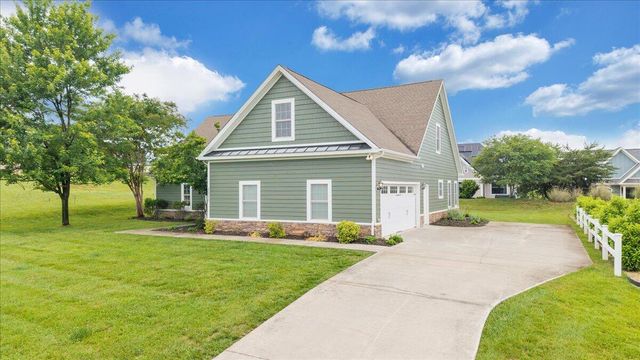 1250 Our Cove RD, Huddleston, VA 24104