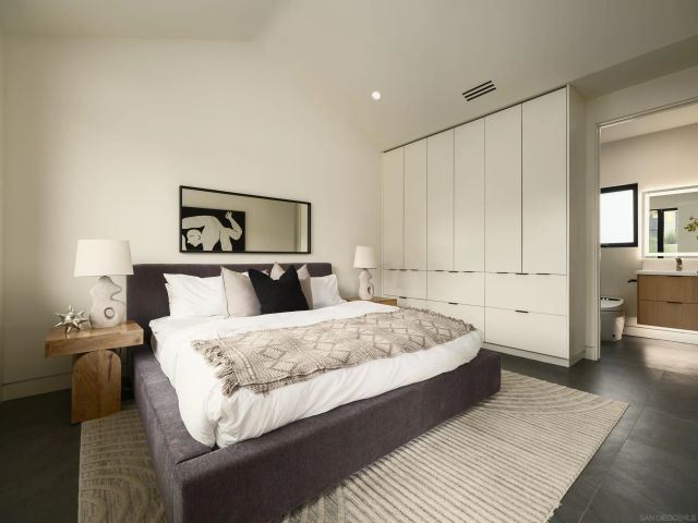 147 S Rios Ave, San Diego, CA 92075