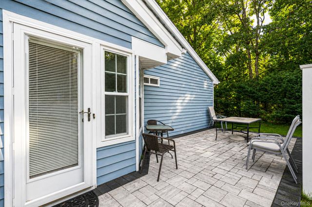 279 Glen Drive, Ridge, NY 11961