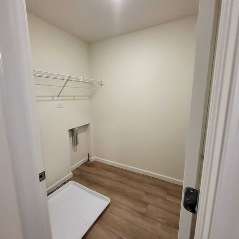 2227 Horseshoe Circle 2227, Naperville, IL 60564