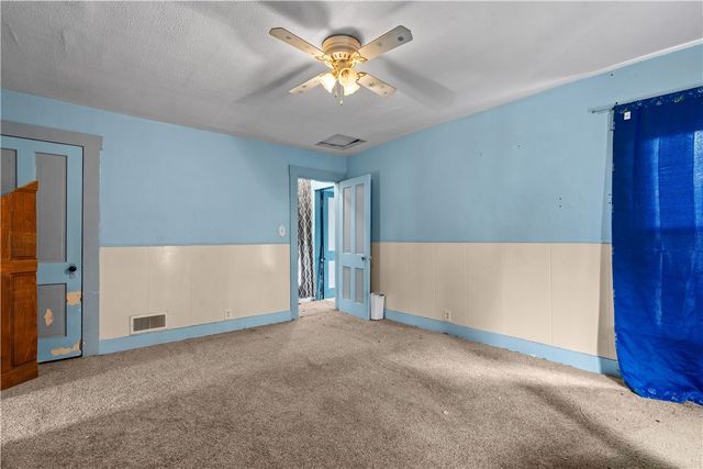 1217 W Mulberry Street, Springfield, OH 45506