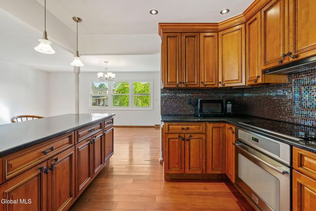 55 Alpine Drive, Colonie, NY 12110