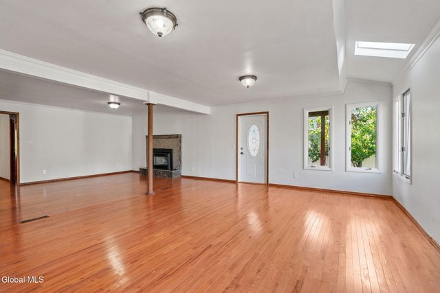 55 Alpine Drive, Colonie, NY 12110