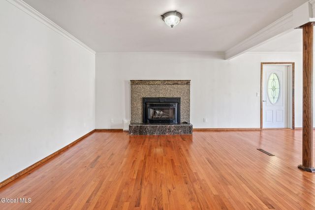 55 Alpine Drive, Colonie, NY 12110