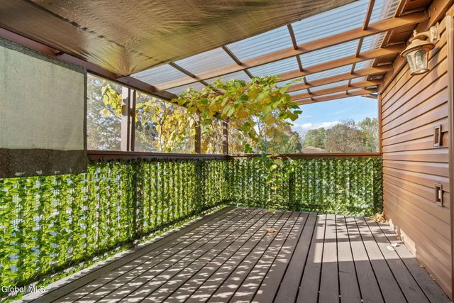 55 Alpine Drive, Colonie, NY 12110