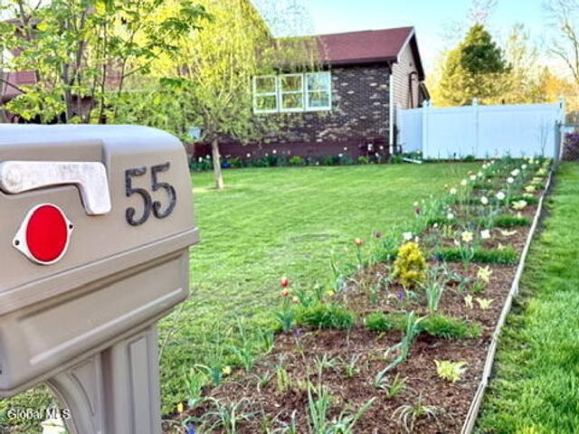 55 Alpine Drive, Colonie, NY 12110