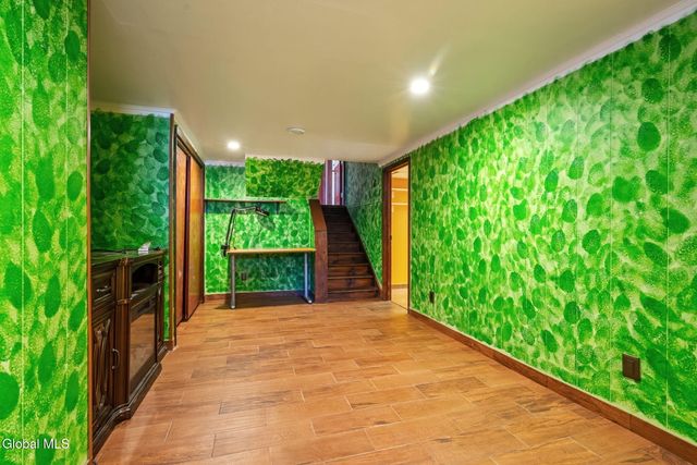 55 Alpine Drive, Colonie, NY 12110