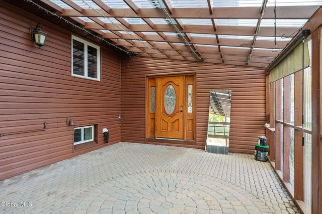 55 Alpine Drive, Colonie, NY 12110