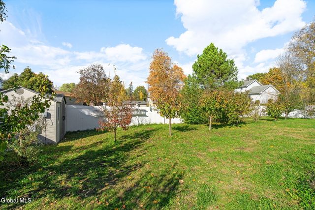 55 Alpine Drive, Colonie, NY 12110