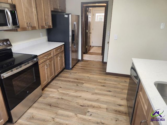 104 Oak Forest Court, Warner Robins, GA 31088