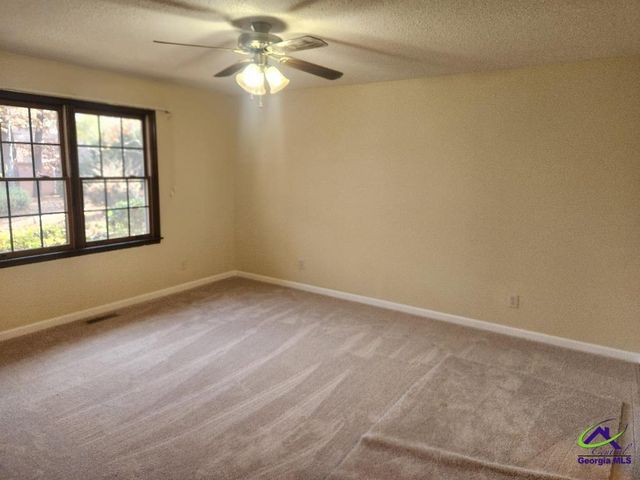 104 Oak Forest Court, Warner Robins, GA 31088